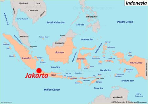 how big is jakarta.